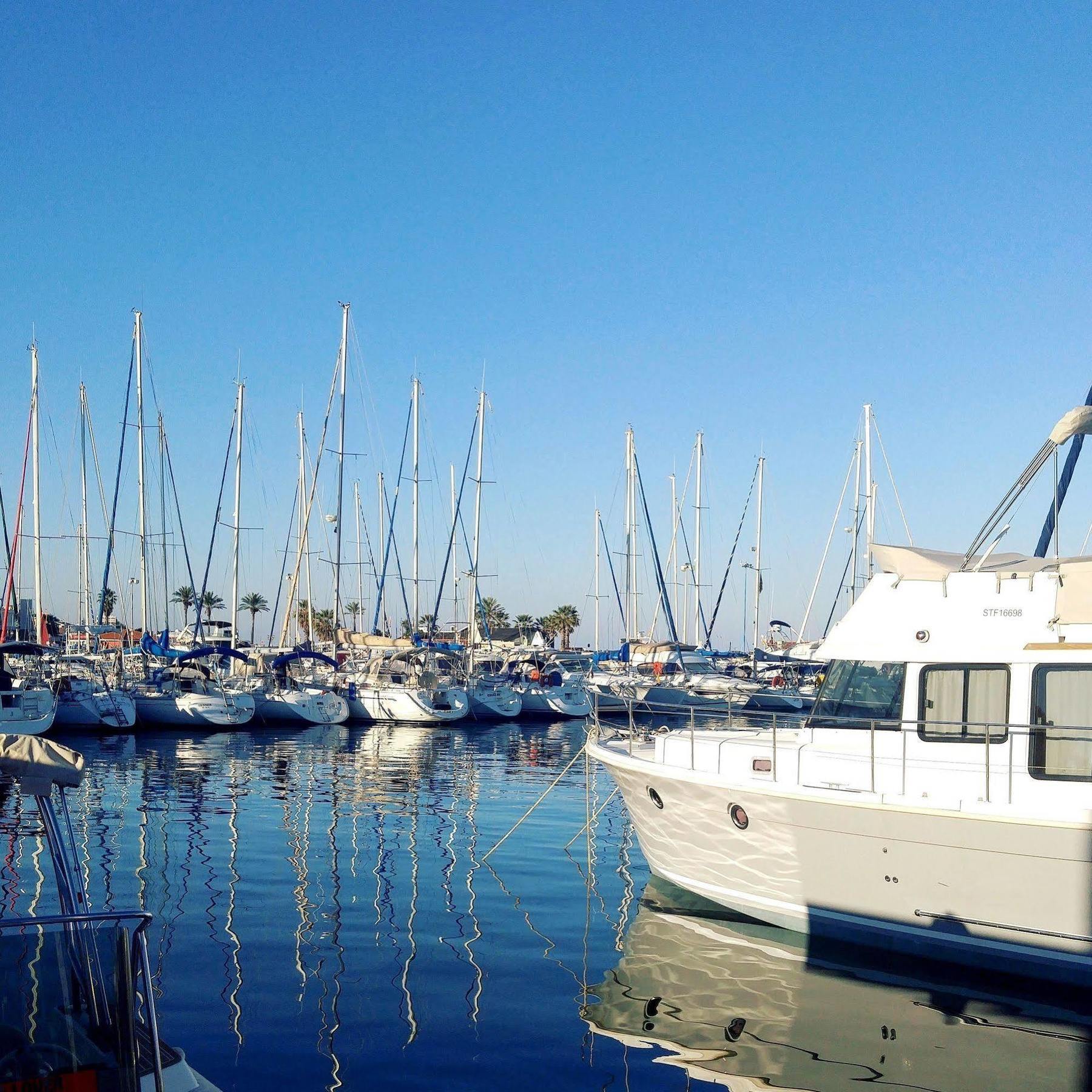 Mar I Sol Logis Hotel Saint-Cyprien  Bagian luar foto